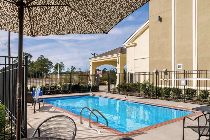 Pool 36 of 57