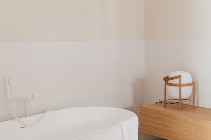 Room 26 of 61