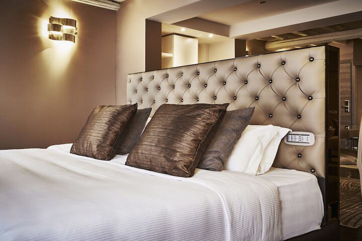 Room 40 of 118