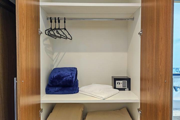 Room 12 of 79