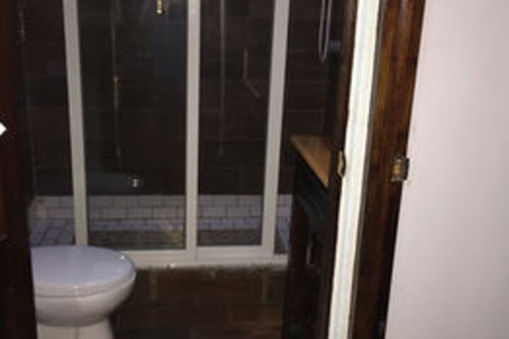 Room 6 of 48