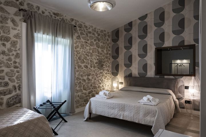 Room 27 of 130