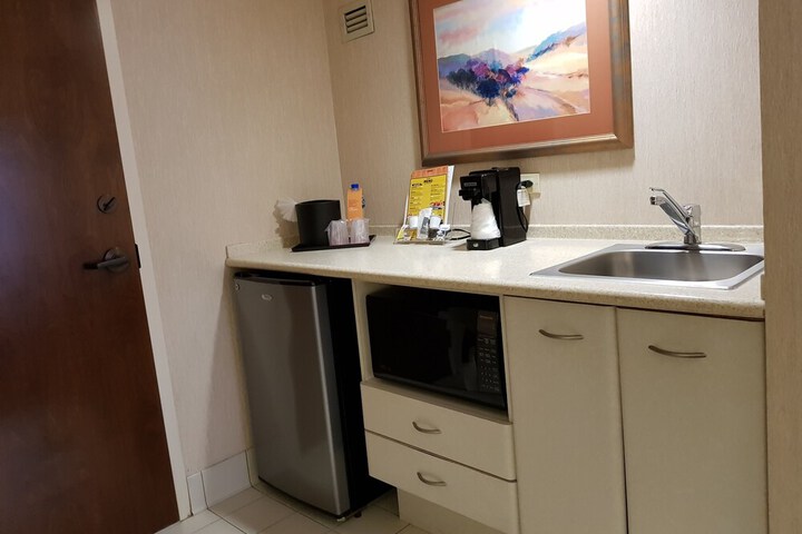 Private kitchenette