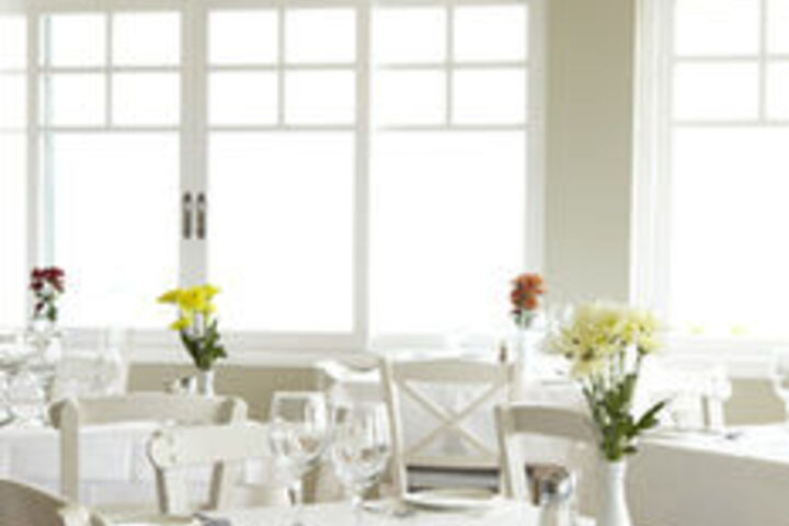 Dining 15 of 119