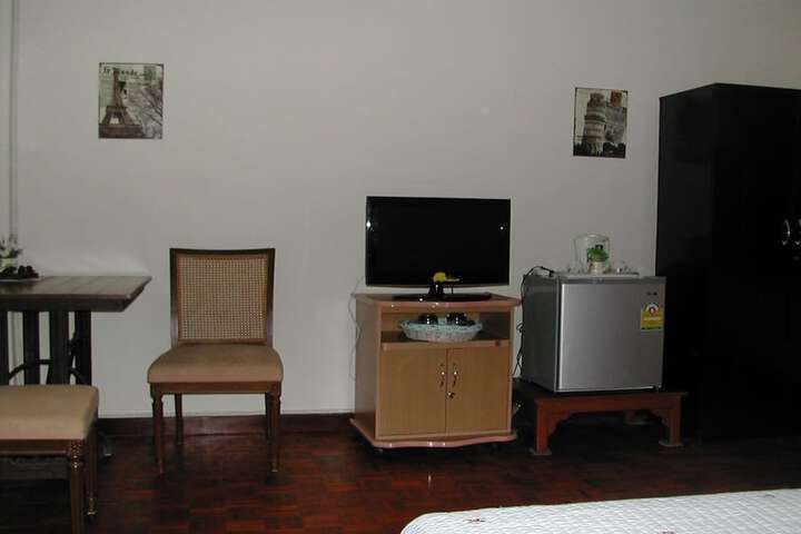 Room 14 of 43