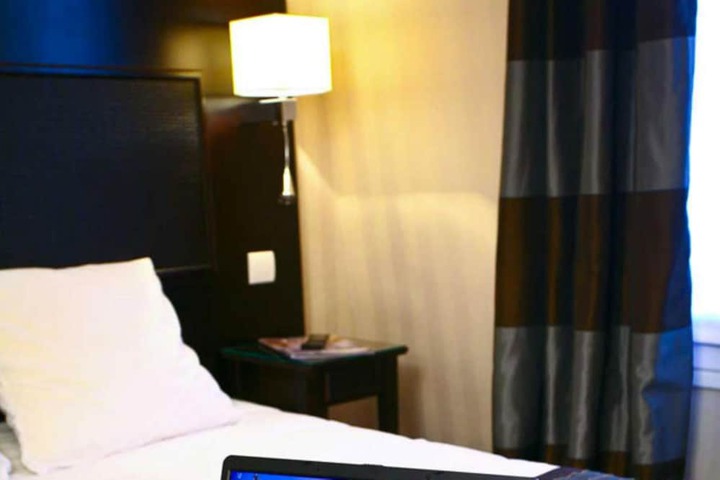 Room 17 of 29