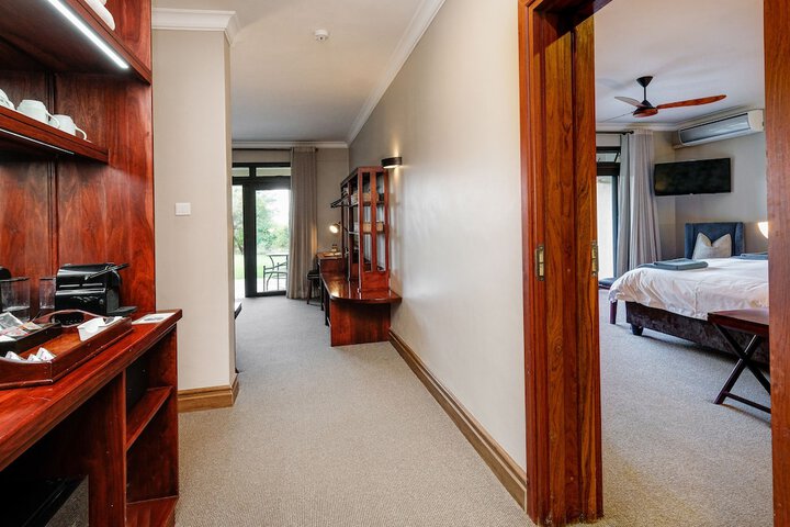 Room 6 of 62