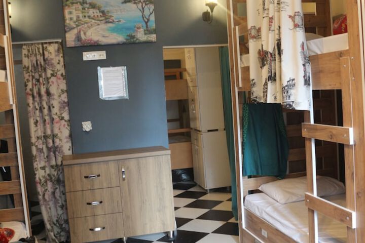 Room 19 of 59