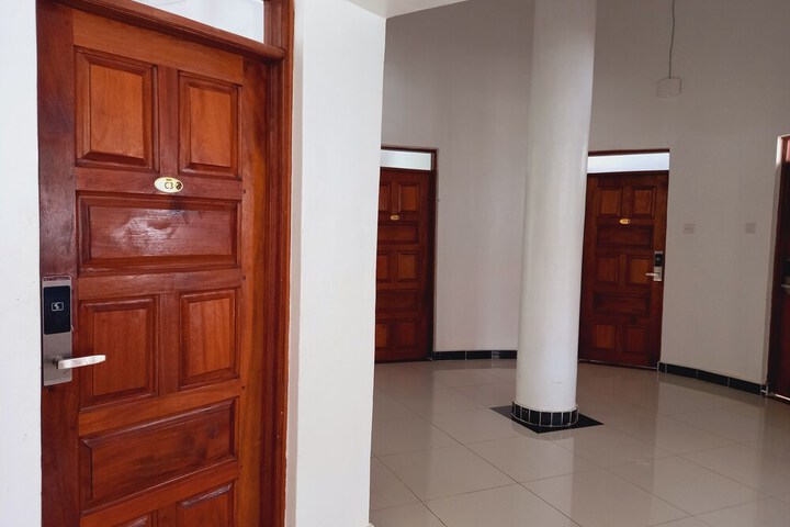 Ballroom/Hall 38 of 43