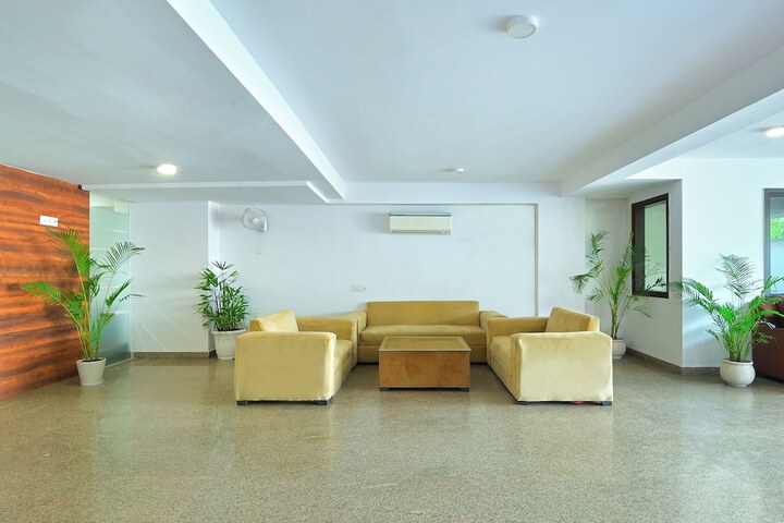 Hotel Interior 5 of 23