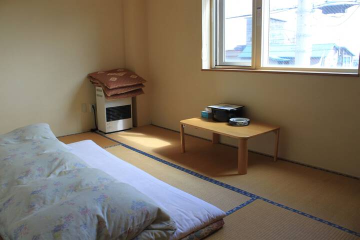 Room 9 of 60