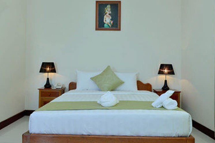 Room 16 of 29