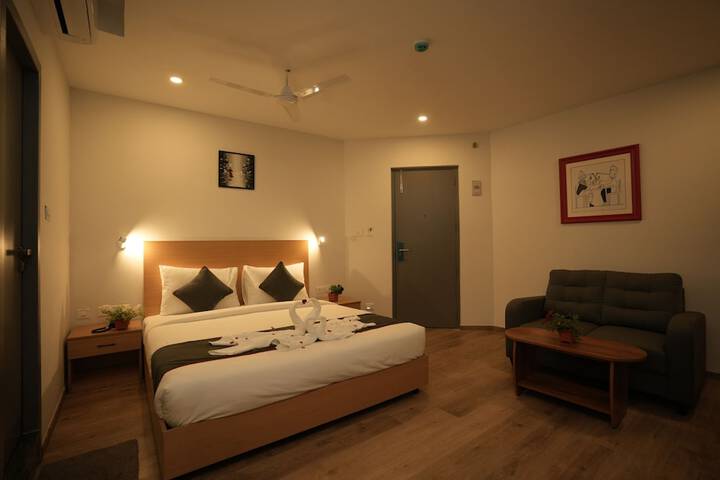 Room 8 of 20