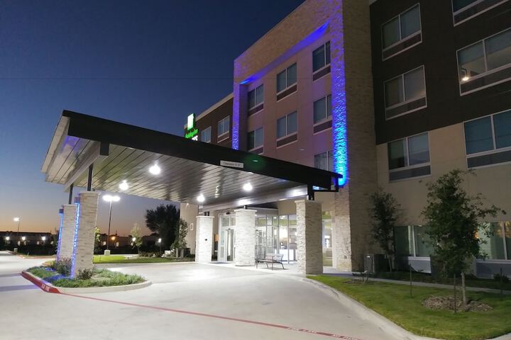 Hotel 34 of 40