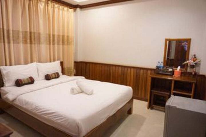Room 18 of 42
