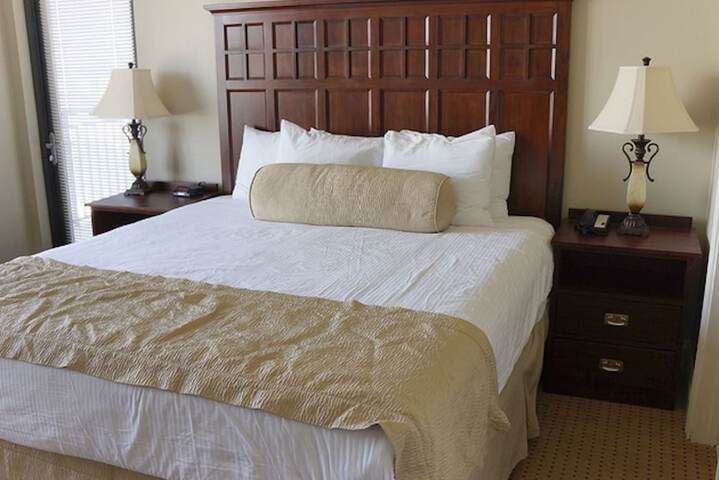 Room 8 of 38