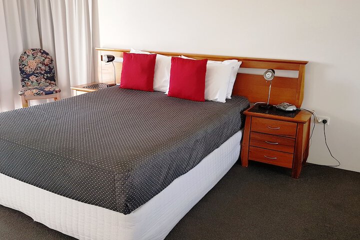 Room 15 of 139