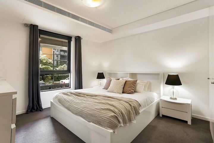 Room 15 of 90