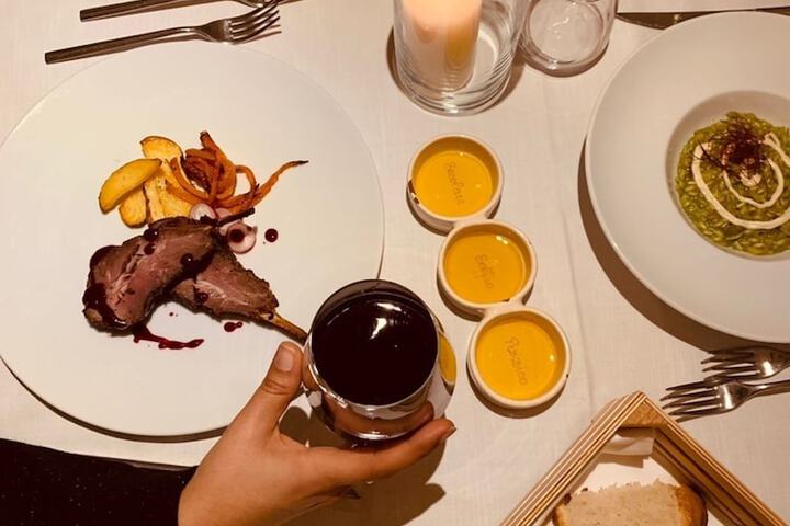 Dining 51 of 83