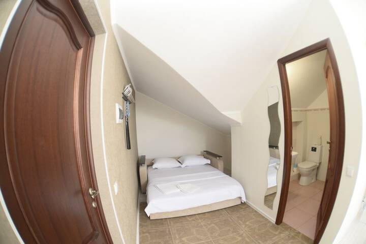 Room 31 of 41