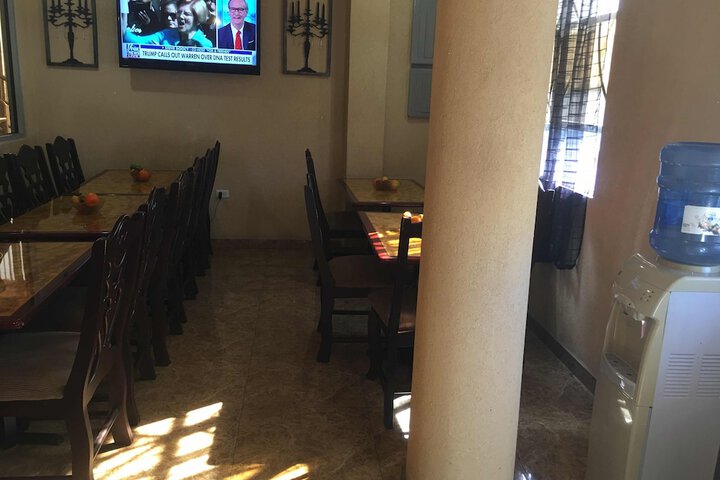 Dining 21 of 30