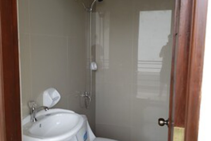 Room 3 of 20