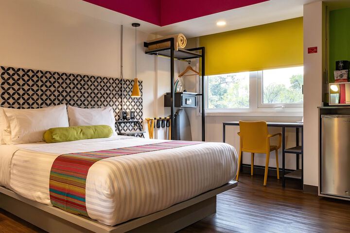 Hotel Estancias VIVE MX Cuauhtemoc Trademark by Wyndham in Mexico City