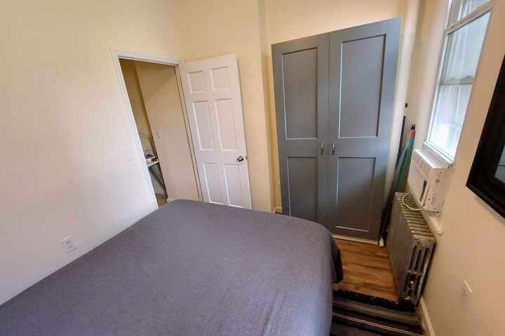 Room 3 of 21