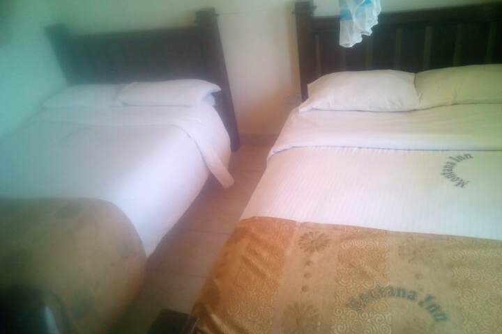 Room 2 of 18