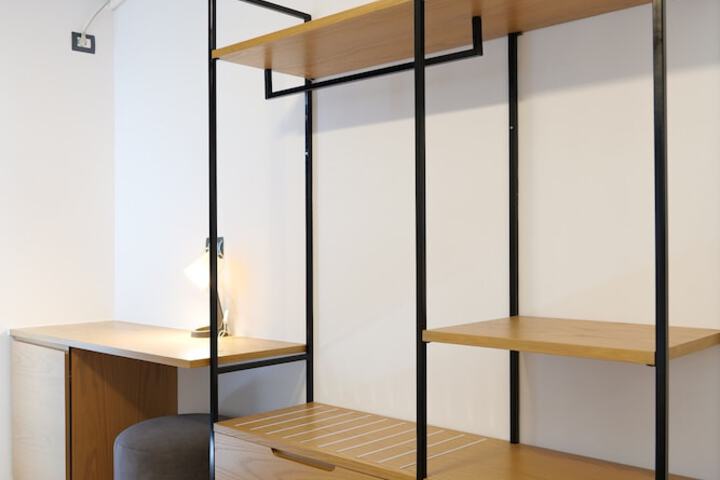 Room 16 of 46