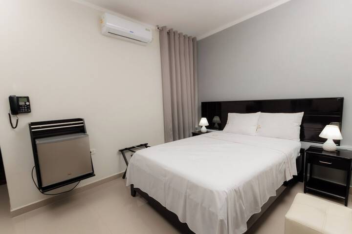 Room 11 of 65