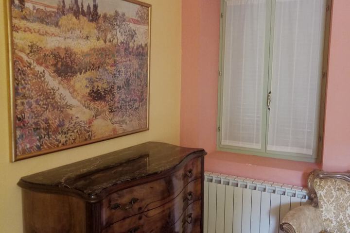 Room 14 of 32
