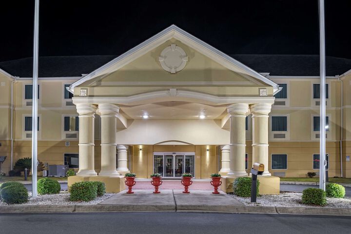 Hotel 54 of 61