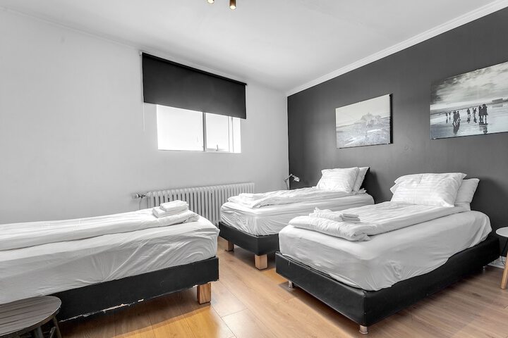 Room 8 of 44