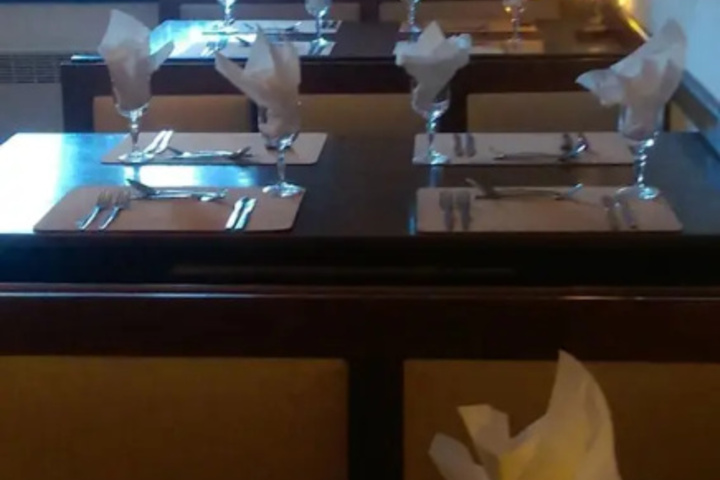 Dining 14 of 14