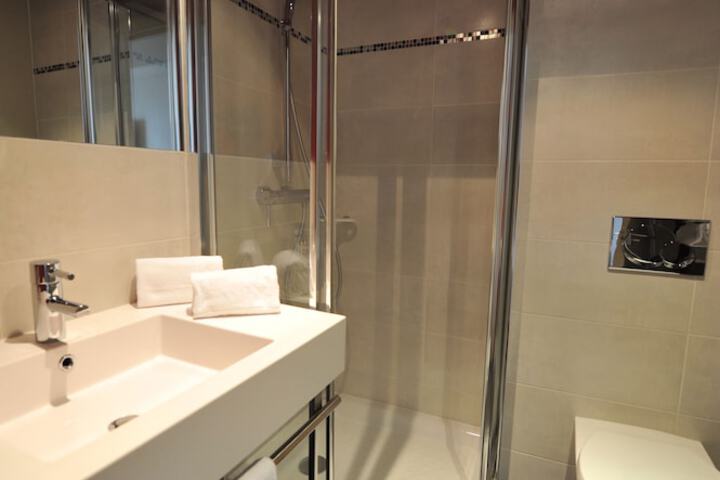 Clean Restrooms