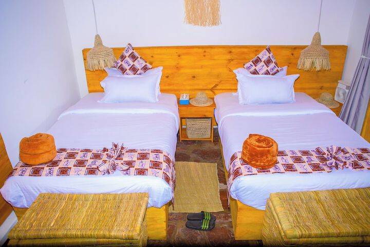 Room 5 of 27