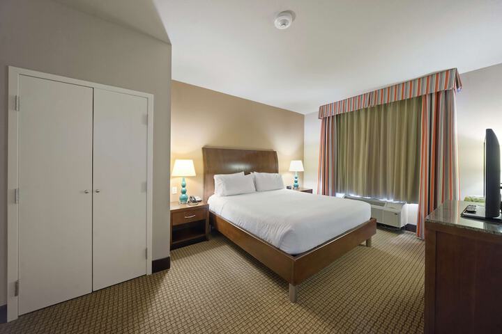 Room 15 of 47