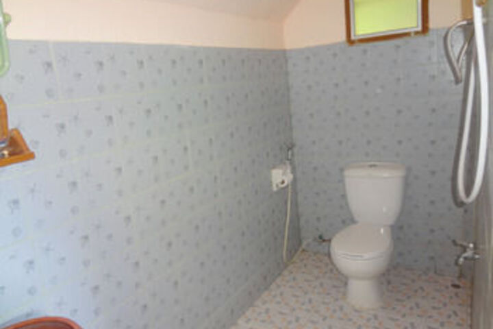 Room 7 of 27