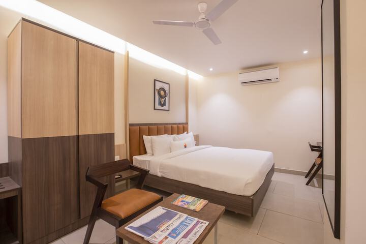 Room 33 of 63