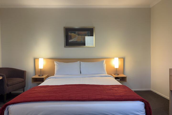 Room 13 of 39