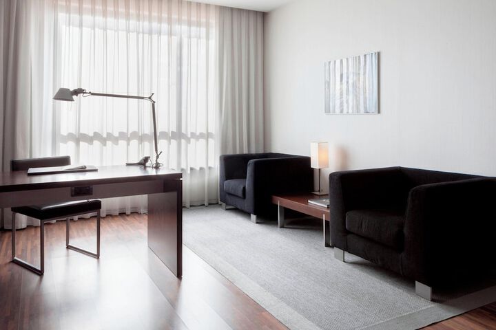 Room 15 of 65