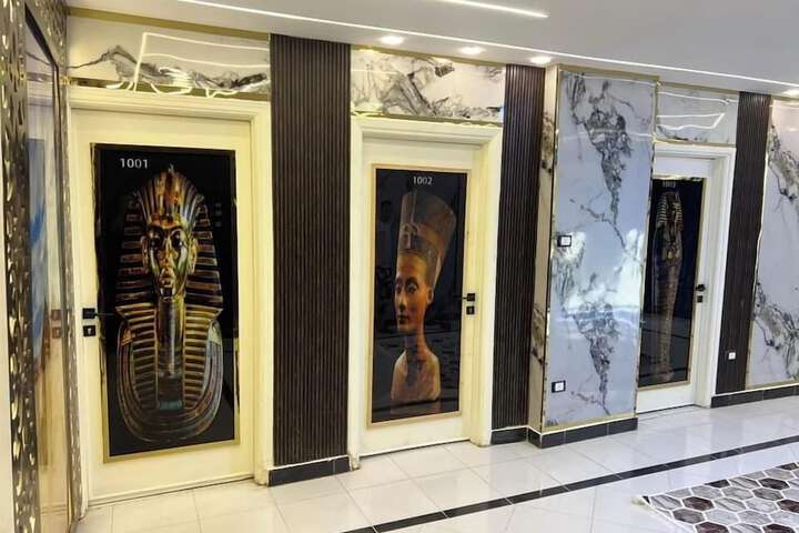 Miracle Pyramids View Hotel