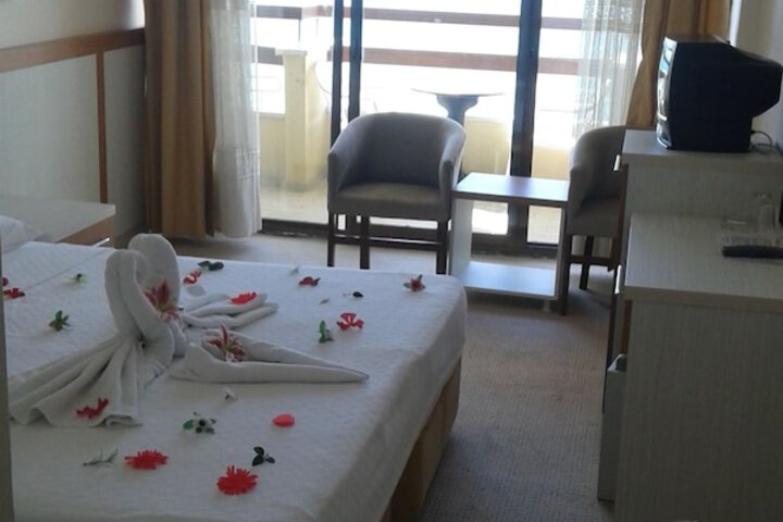Room 19 of 41