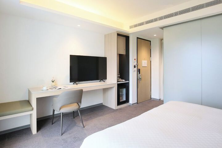 Room 44 of 105