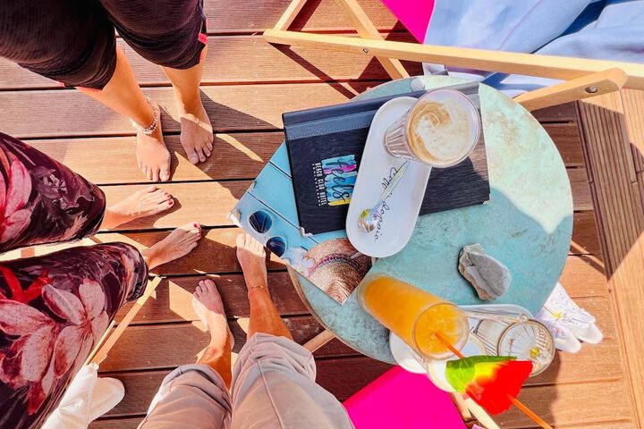Sundeck 53 of 59