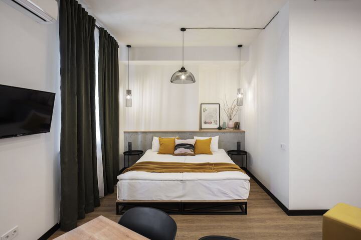 Room 29 of 85