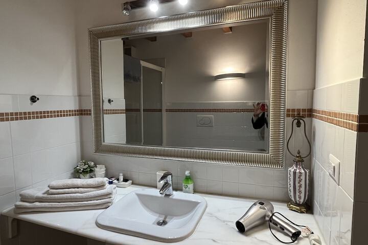 Room 20 of 26