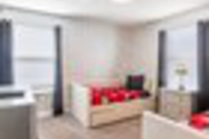Room 65 of 216