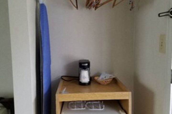 Room 13 of 14